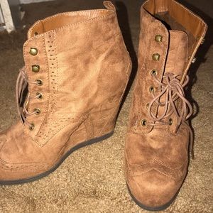 ❗️FLASH SALE❗️Brown Wedges